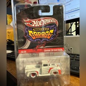 Hot Wheels 2009 Wayne’s Garage #35 39 Custom 56 Ford Truck Real Riders NEW